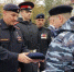 Герой России Андрей Фроленков вручил кадету Федору Симоненко берет собровца - Российская Нива