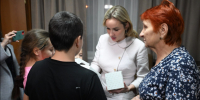 Детский омбудсмен Мария Львова-Белова навестила семью погорельцев на Брянщине - Российская Нива