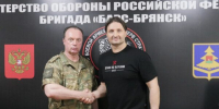 Командир «БАРС-Брянск» Сергей Антошин поздравил Эдгарда Запашного с Днём рождения - Российская Нива